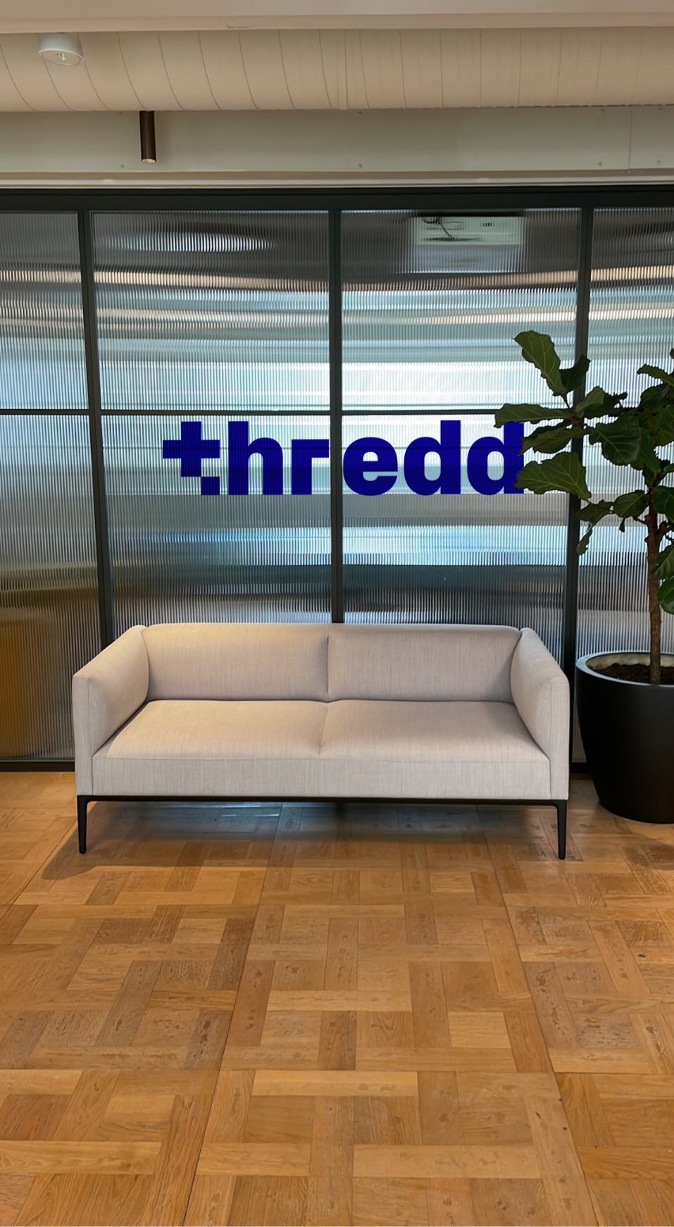 Thredd office cs images